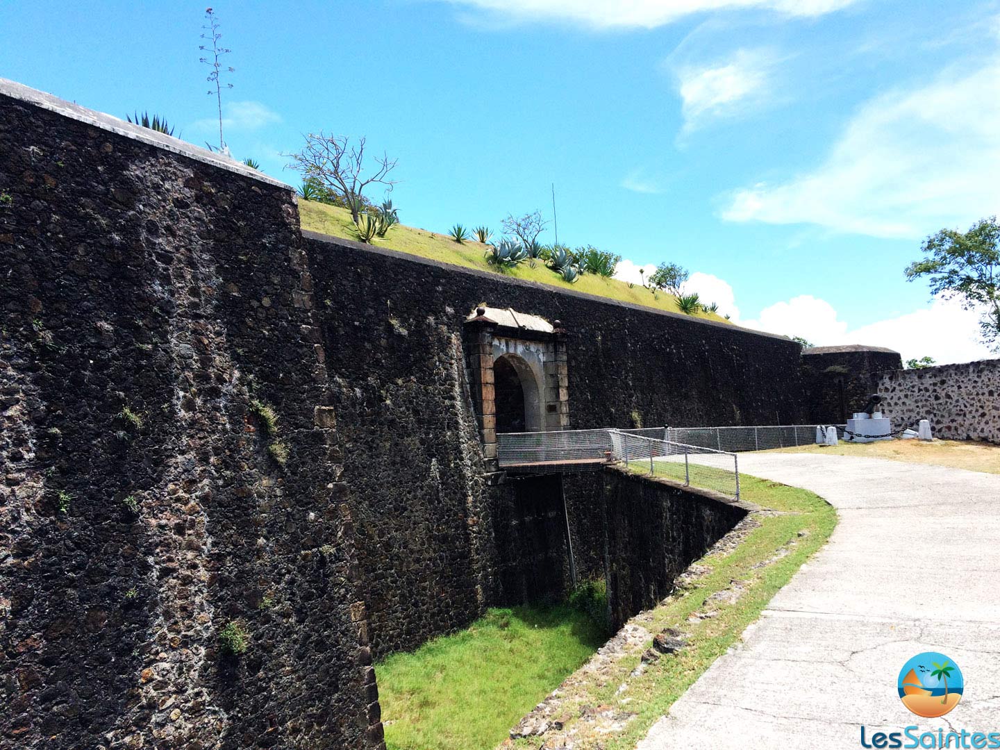 Les fortifications du fort napoléon